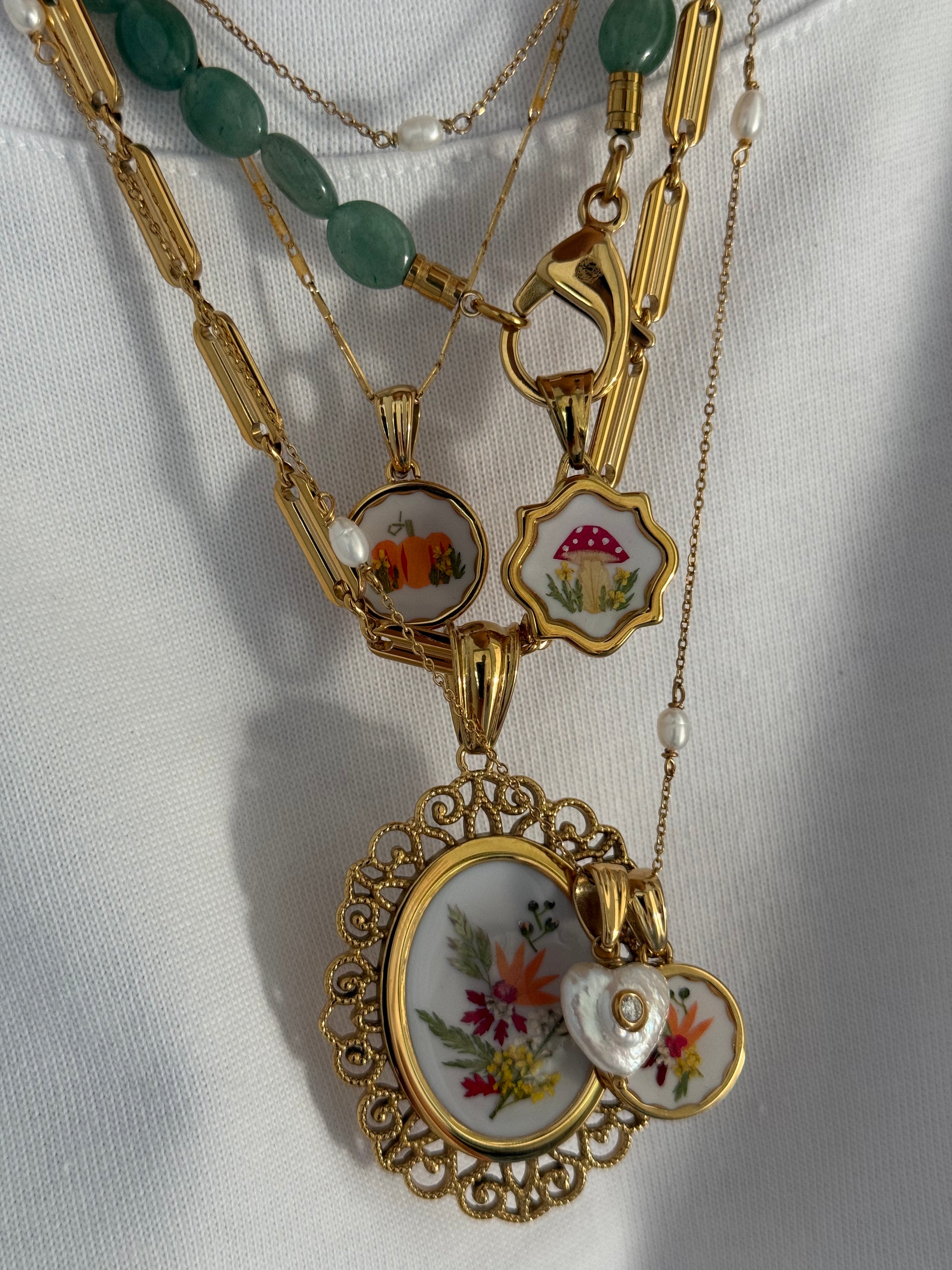MUSHROOM Pendant.