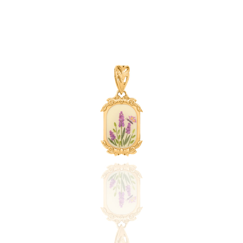 Ciondolo con Lavanda e Farfalla su Base Cornice con Fiori
